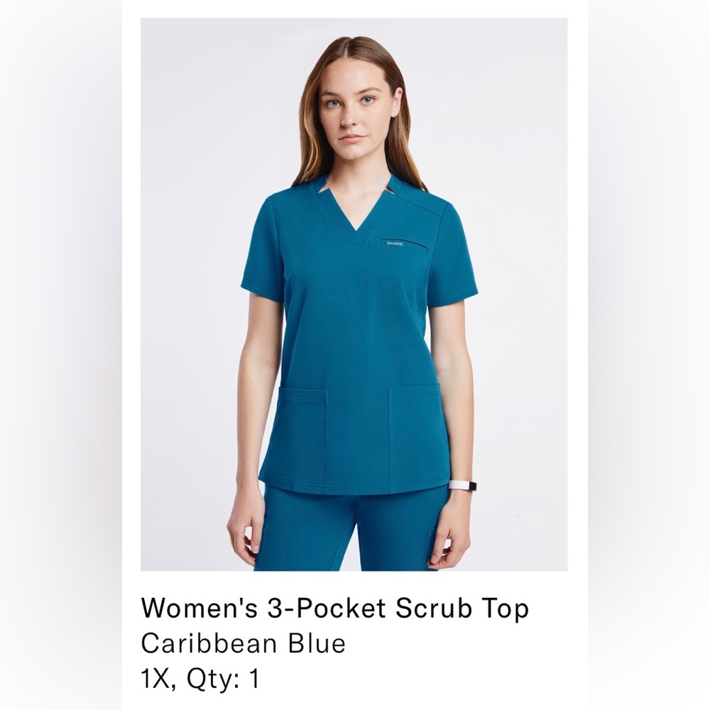 Jaanuu 3 Pocket Srub Top